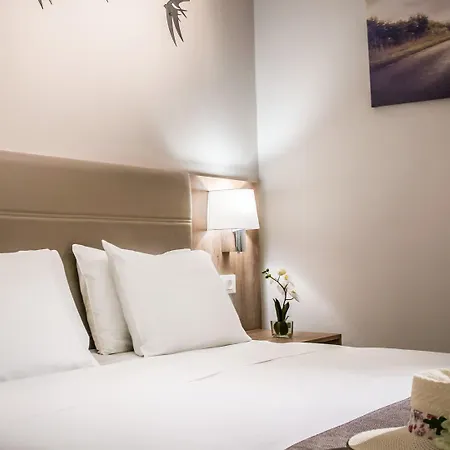 Apart Otel Marianthi Apts By Estia 3*