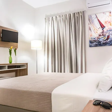 Apart Otel Marianthi Apts By Estia